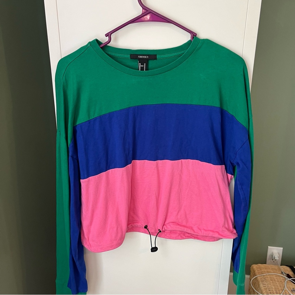 Forever 21 Color block Cropped Sweatshirt/Long Sleeve - M